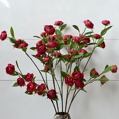 Flores pequeñas Flores artificiales duraderas para decoración de interiores y exteriores Flores populares en la fiesta
