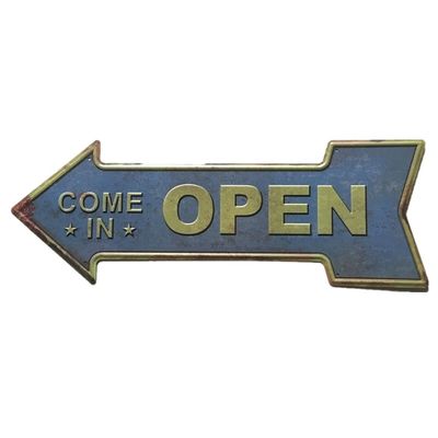 En forma de flecha Pastel de época Etiquetas de lata metálica, cartel de placa para la pared del club de bar OEM